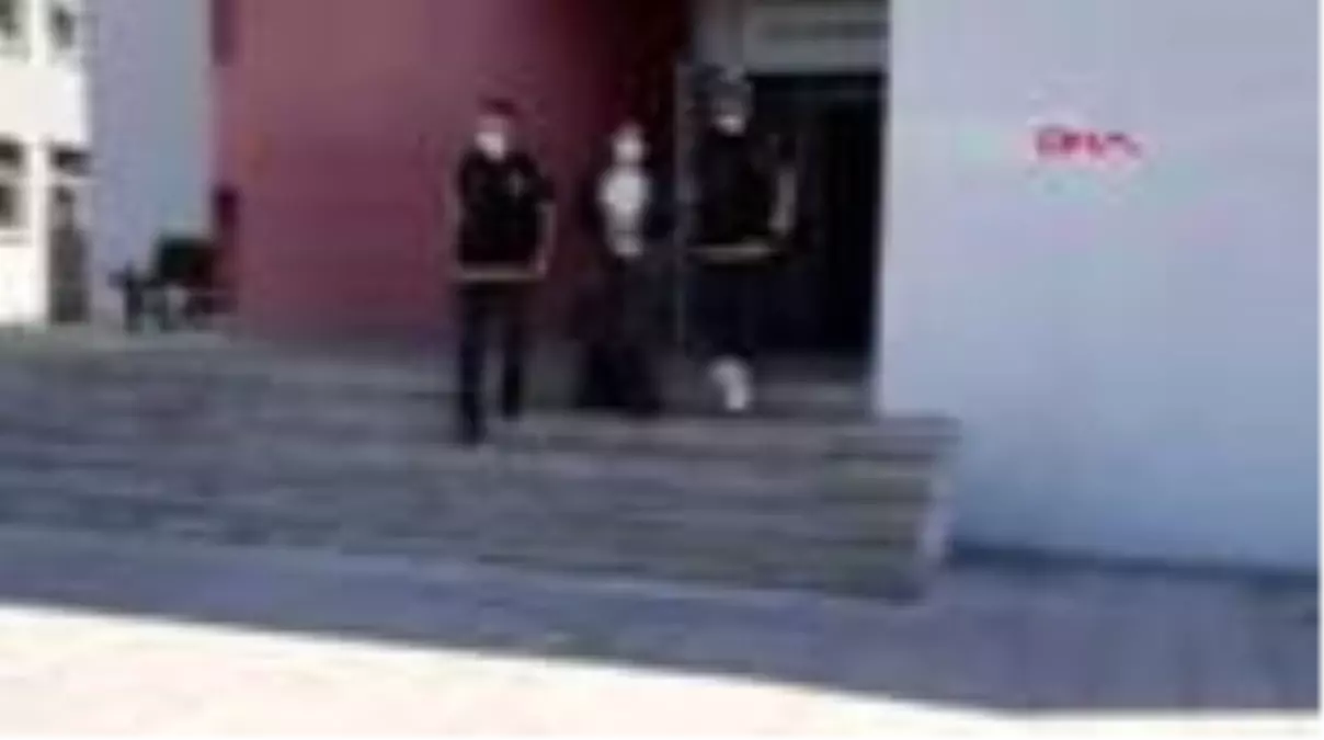 ADANA Kılık değiştiren polis, 2 aylık hamile firari yankesiciyi yakaladı