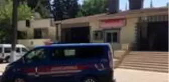 Karkamış: Arazi anlaşmazlığı kavgasında tüfekle vurulan baba ve oğlu öldü, 6 kişi yaralandı Karkamış: Arazi anlaşmazlığı kavgasında tüfekle vurulan baba ve oğlu öldü, 6 kişi yaralandı