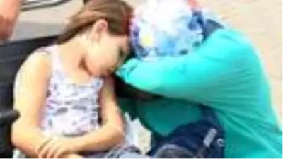 Otobüs kazasında bacağı kırılan 7 yaşındaki Efe, o anları anlattı: Bütün insanlar yaralıydı Otobüs kazasında bacağı kırılan 7 yaşındaki Efe, o anları anlattı: Bütün insanlar yaralıydı
