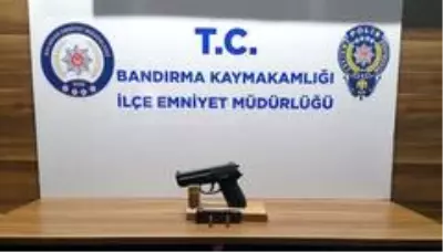 Balıkesir'de polis son 1 ayda 19 silah yakaladı Balıkesir'de polis son 1 ayda 19 silah yakaladı