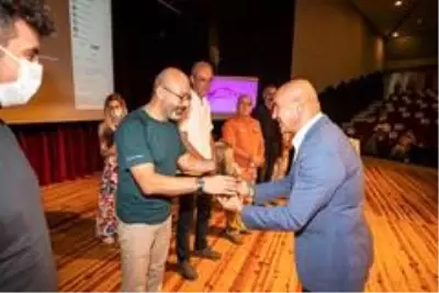 Başkan Soyer Olivelo Fikir Projesi'nin ödül töreninde konuştu