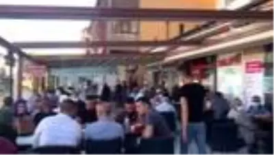 Bayburt'un çeyrek asırlık dondurmacısından 'tarhunlu dondurma' Bayburt'un çeyrek asırlık dondurmacısından 'tarhunlu dondurma'