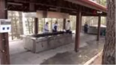 Beykoz'daki mesire alanları doğalgazlı mangal üniteleriyle hizmet veriyor Beykoz'daki mesire alanları doğalgazlı mangal üniteleriyle hizmet veriyor