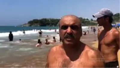 Boğulma vakaları tatilcilerin gözünü korkutmadı, cankurtaranlar 'Laf dinlemiyorlar' diye isyan etti Boğulma vakaları tatilcilerin gözünü korkutmadı, cankurtaranlar 'Laf dinlemiyorlar' diye isyan etti