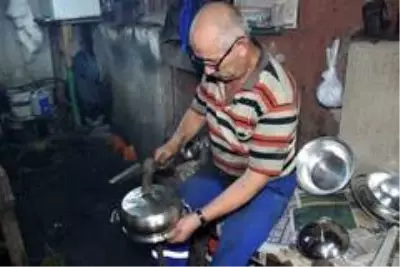 Çocuk yaşta başladığı mesleğinin son ustalarından oldu Çocuk yaşta başladığı mesleğinin son ustalarından oldu