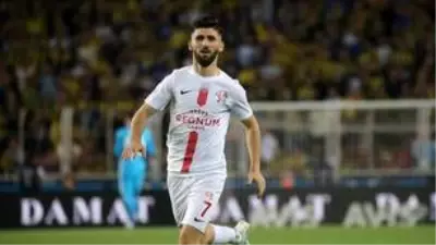 Fenerbahçe, Doğukan Sinik için Antalyaspor'a resmi teklif yapacak Fenerbahçe, Doğukan Sinik için Antalyaspor'a resmi teklif yapacak