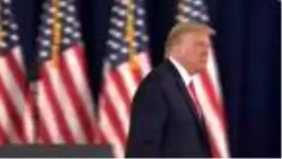 Gazetecinin sorusuna tepki veren Trump salonu terk etti Gazetecinin sorusuna tepki veren Trump salonu terk etti