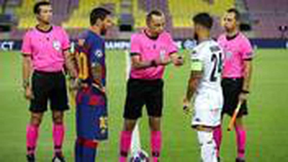 İspanyol ve İtalyan basını, Cüneyt Çakır'ın Barcelona-Napoli maçındaki yönetimini eleştirdi