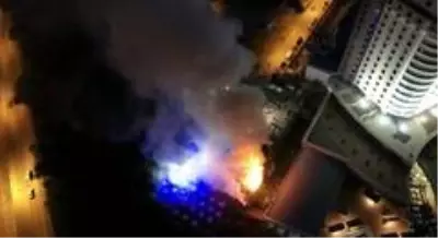 Konya'da otel bahçesinde yangın paniği Konya'da otel bahçesinde yangın paniği