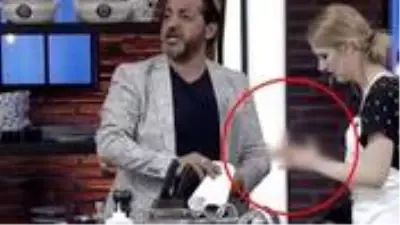 Masterchef'te yarışmacı Didem Devay parmaklarını kesti Masterchef'te yarışmacı Didem Devay parmaklarını kesti
