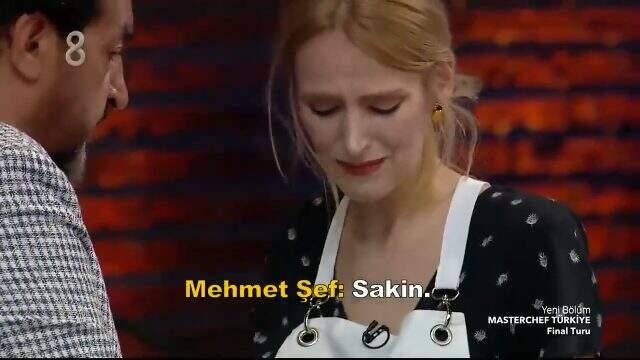 Masterchef'te yarışmacı Didem Devay parmaklarını kesti Masterchef'te yarışmacı Didem Devay parmaklarını kesti