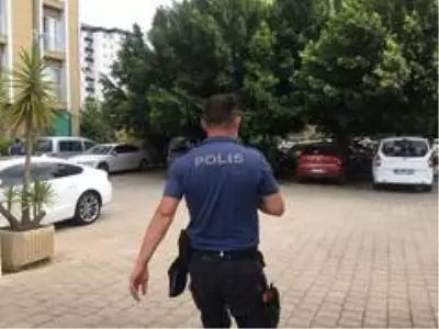 Anneyi yıkan manzara! Özel harekat polisi evinde ölü bulundu Anneyi yıkan manzara! Özel harekat polisi evinde ölü bulundu