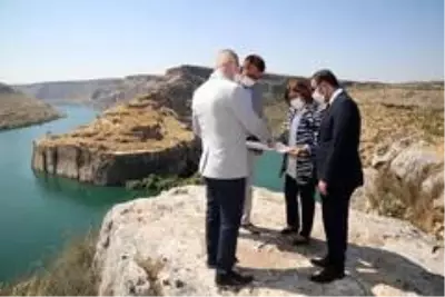Rumkale'ye Türkiye'nin en büyük cam terası yapılacak Rumkale'ye Türkiye'nin en büyük cam terası yapılacak