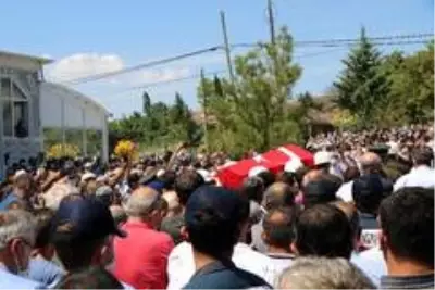 Samsun şehidine ağladı Samsun şehidine ağladı