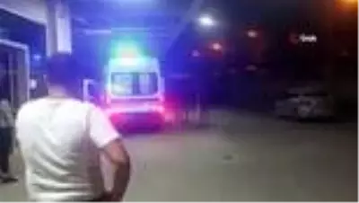 Siirt'te tarım aracı devrildi: 4 yaralı Siirt'te tarım aracı devrildi: 4 yaralı
