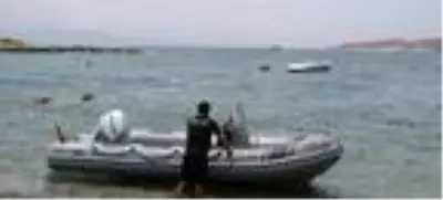 Tekne faciasında kaybolan Sarp, aranıyor Tekne faciasında kaybolan Sarp, aranıyor