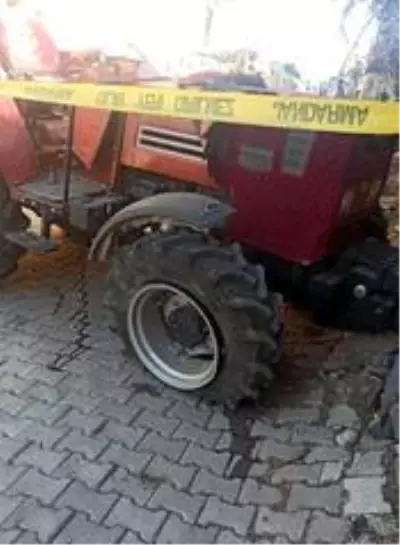 Traktör devrildi: 1 ölü, 1 yaralı Traktör devrildi: 1 ölü, 1 yaralı