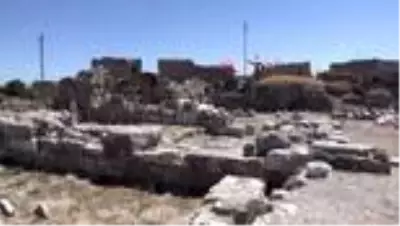 Tyana Antik Kenti'nde 4. yüzyıla ait kilise ortaya çıkarıldı Tyana Antik Kenti'nde 4. yüzyıla ait kilise ortaya çıkarıldı