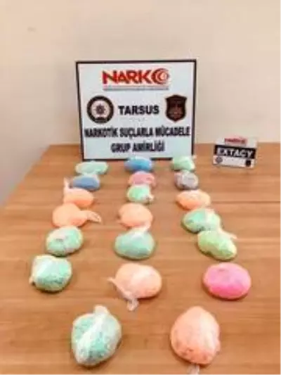 Yolcu otobüsü şoförü 25 bin adet uyuşturucuyla yakalandı Yolcu otobüsü şoförü 25 bin adet uyuşturucuyla yakalandı