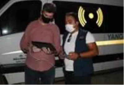 Zeytinlik alanda çıkan yangın ormana sıçradı (4) Zeytinlik alanda çıkan yangın ormana sıçradı (4)