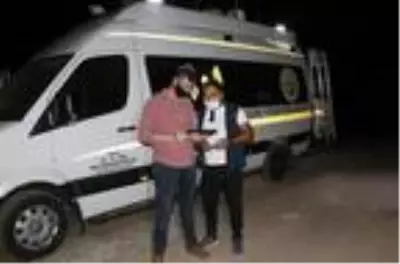 Zeytinlik alanda çıkan yangın ormana sıçradı (4) Zeytinlik alanda çıkan yangın ormana sıçradı (4)