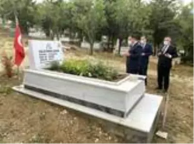 Afyonkarahisar'da 100 şehit mezarı 60 günde yenilenecek Afyonkarahisar'da 100 şehit mezarı 60 günde yenilenecek
