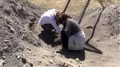 Anadolu'daki ilk Türk camisi Ebul Menuçehr'in çevresindeki kazı çalışması sürüyor Anadolu'daki ilk Türk camisi Ebul Menuçehr'in çevresindeki kazı çalışması sürüyor