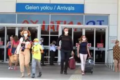 Antalya'ya Rus turist akını Antalya'ya Rus turist akını