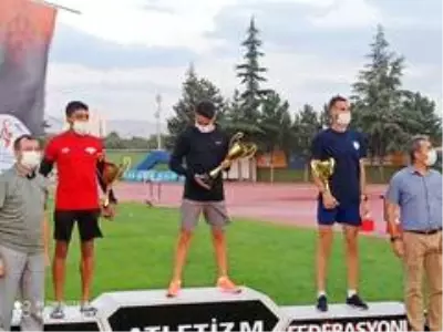 Ayvalıklı sporcu Şenoduncu TAF kupasında 2. oldu Ayvalıklı sporcu Şenoduncu TAF kupasında 2. oldu