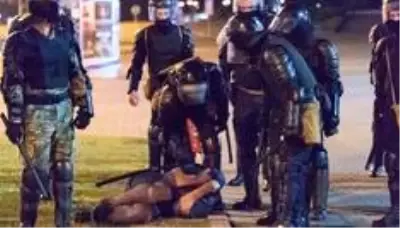 Belarus'ta seçimler: Çeyrek asırdır iktidarda olan Devlet Başkanı Lukaşenko son yıllardaki en büyük... Belarus'ta seçimler: Çeyrek asırdır iktidarda olan Devlet Başkanı Lukaşenko son yıllardaki en büyük...