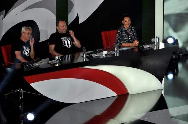 Beşiktaş'ın 'Bırakmam Seni' kampanyasında 80 milyon TL bağış toplandı Beşiktaş'ın 'Bırakmam Seni' kampanyasında 80 milyon TL bağış toplandı