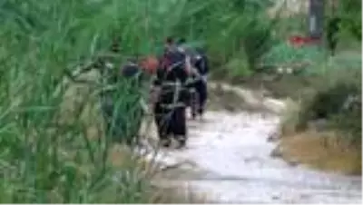 BURDUR Kargo çalışanı kullanılmayan değirmende intihara kalkıştı BURDUR Kargo çalışanı kullanılmayan değirmende intihara kalkıştı