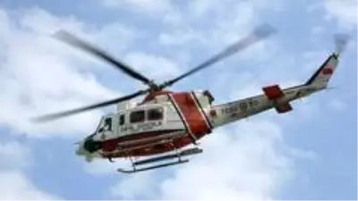 Denizde kaybolan 17 yaşındaki çocuk için helikopter destekli arama Denizde kaybolan 17 yaşındaki çocuk için helikopter destekli arama