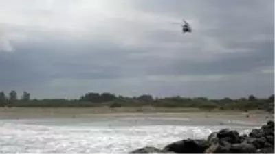 Denizde kaybolan 17 yaşındaki çocuk için helikopter destekli arama Denizde kaybolan 17 yaşındaki çocuk için helikopter destekli arama