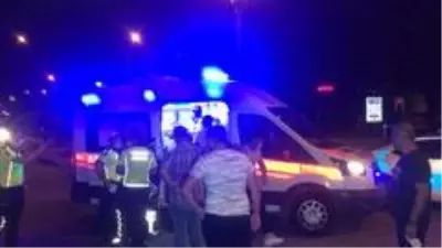 Ellerini dezenfekte etmek isteyen sürücü, aracının kontrolünü kaybedip metrelerce sürüklendi Ellerini dezenfekte etmek isteyen sürücü, aracının kontrolünü kaybedip metrelerce sürüklendi