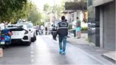 Etiler'de değnekçiler arasındaki otopark kavgası kanlı bitti Etiler'de değnekçiler arasındaki otopark kavgası kanlı bitti