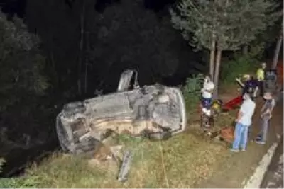 Gümüşhane'de trafik kazası: 3 yaralı Gümüşhane'de trafik kazası: 3 yaralı
