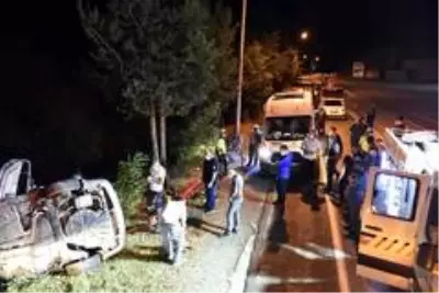 Gümüşhane'de trafik kazası: 3 yaralı Gümüşhane'de trafik kazası: 3 yaralı