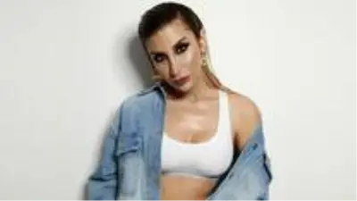 İrem Derici'den özel ilişki çıkışı: Flört sadece karşı cinsle yaşanmaz İrem Derici'den özel ilişki çıkışı: Flört sadece karşı cinsle yaşanmaz