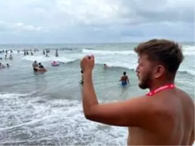 Karadeniz'de boğulma vakaları gençleri gönüllü cankurtaranlığa yönlendirdi Karadeniz'de boğulma vakaları gençleri gönüllü cankurtaranlığa yönlendirdi