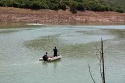 Kayıp Gülistan'ı arama çalışmaları sürüyor Kayıp Gülistan'ı arama çalışmaları sürüyor