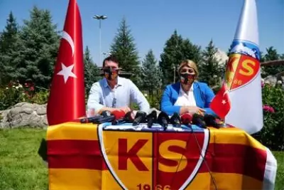 Kayserispor, teknik direktörlük pozisyonuna Bayram Bektaş'ı getirdi Kayserispor, teknik direktörlük pozisyonuna Bayram Bektaş'ı getirdi
