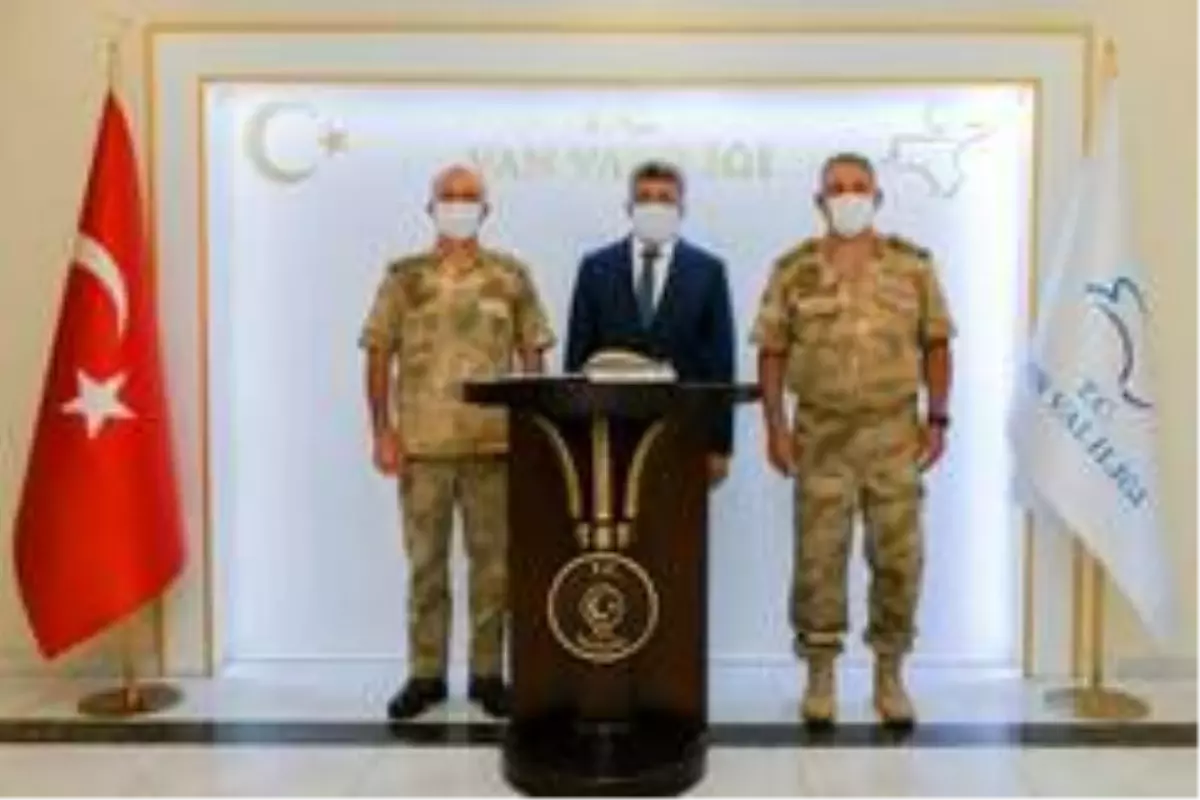 Son dakika haberleri! Komutanlardan Vali Bilmez'e ziyaret