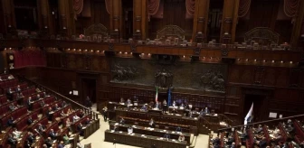 Koronavirüs: İtalya'da Covid-19 yardımından faydalanan 5 milletvekiline istifa çağrıları