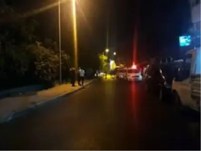 Küçükçekmece'de silahlı yaralama Küçükçekmece'de silahlı yaralama