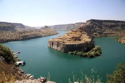 Rumkale'ye Türkiye'nin en büyük cam Teras'ı yapılacak Rumkale'ye Türkiye'nin en büyük cam Teras'ı yapılacak