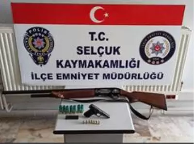 Selçuk İlçe Emniyet Müdürlüğü ekipleri denetimlerini artırdı Selçuk İlçe Emniyet Müdürlüğü ekipleri denetimlerini artırdı