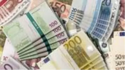 Turkcell, Çin Kalkınma Bankası ile 500 milyon euroluk kredi anlaşması imzaladı Turkcell, Çin Kalkınma Bankası ile 500 milyon euroluk kredi anlaşması imzaladı