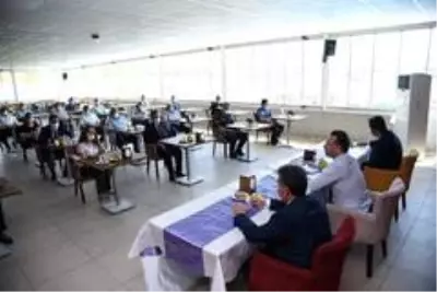 Vali Aksoy'dan Buharkent ziyareti Vali Aksoy'dan Buharkent ziyareti