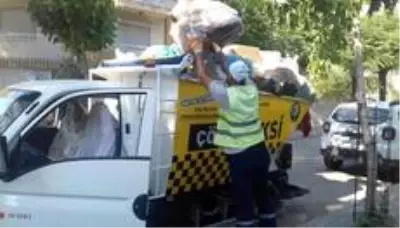 Yavru kedileri temizlik işçilerinin dikkati kurtardı Yavru kedileri temizlik işçilerinin dikkati kurtardı